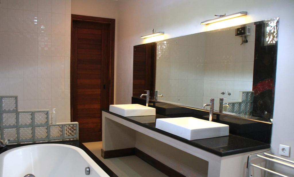 Jennys Place Hotel Lembongan Szoba fotó